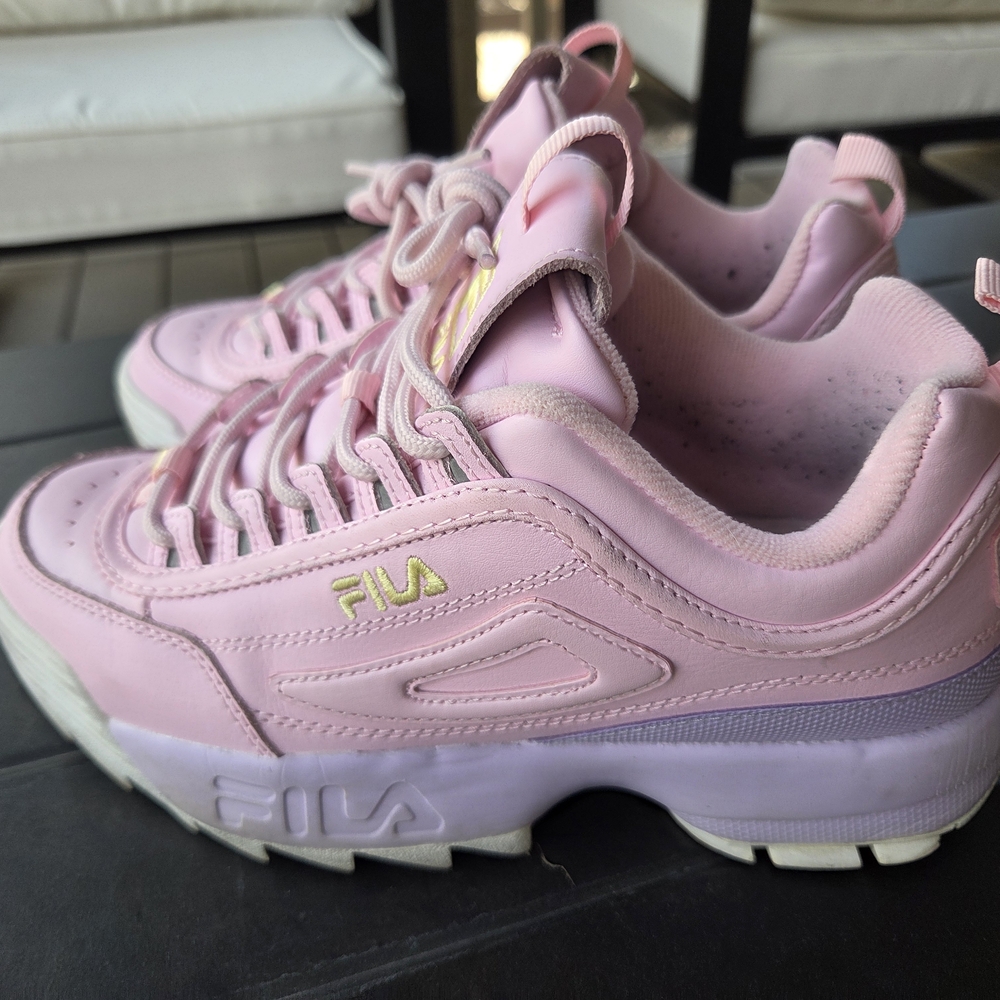 Fila Women's Disruptor 2 Sneakers